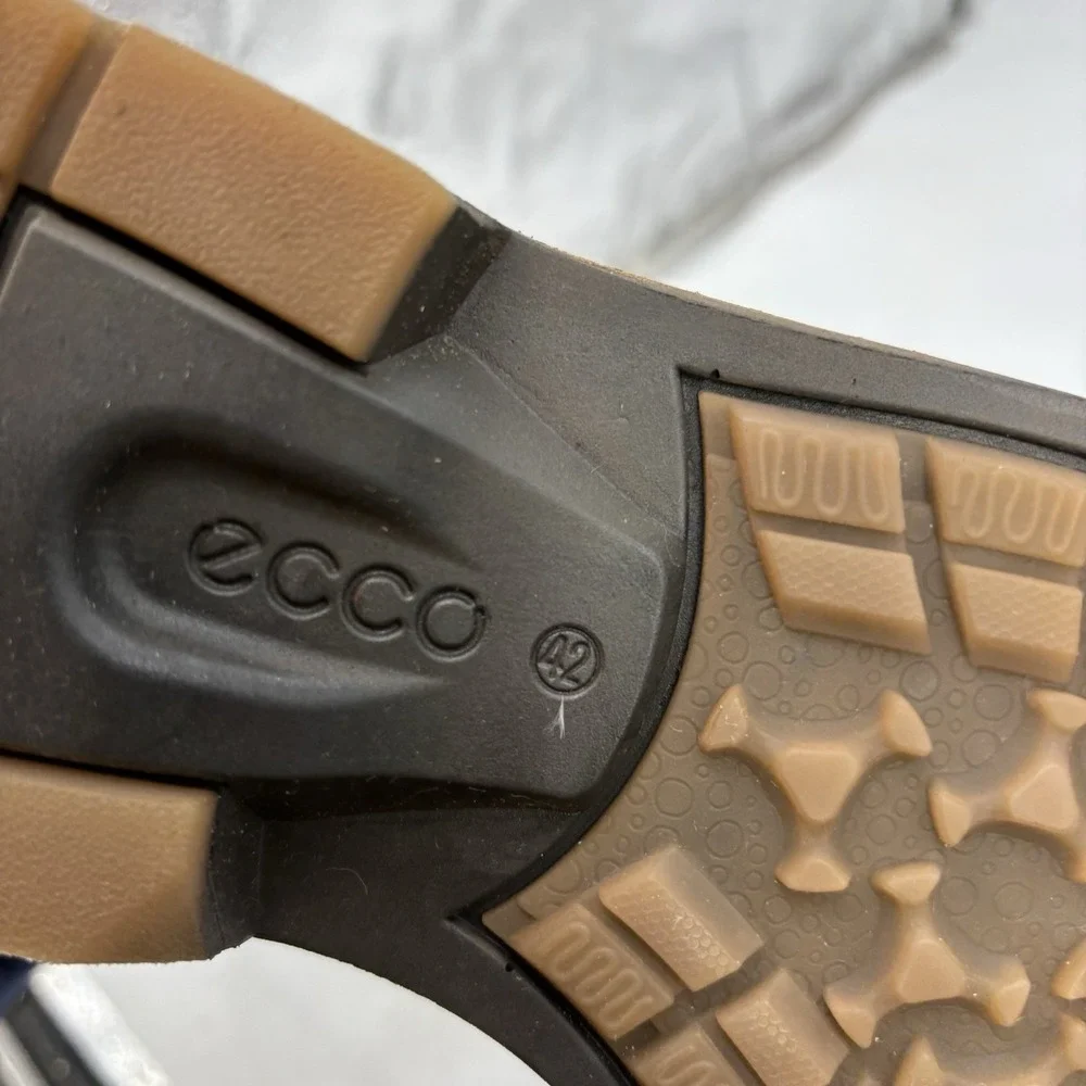 ECCO Jamestown Mid Chukka Boots Mens 9 US 42 Euro Dress Brown 43P510104277469
